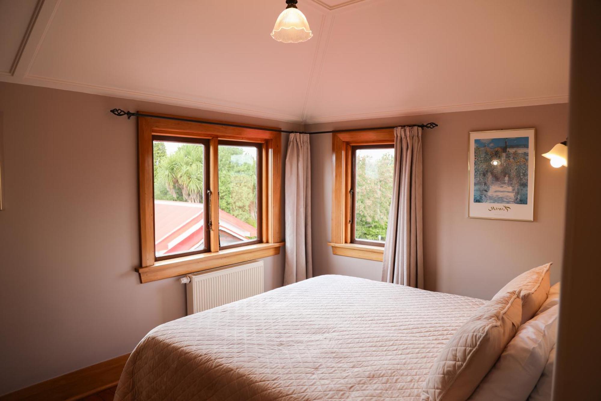Te Anau Lodge Екстериор снимка