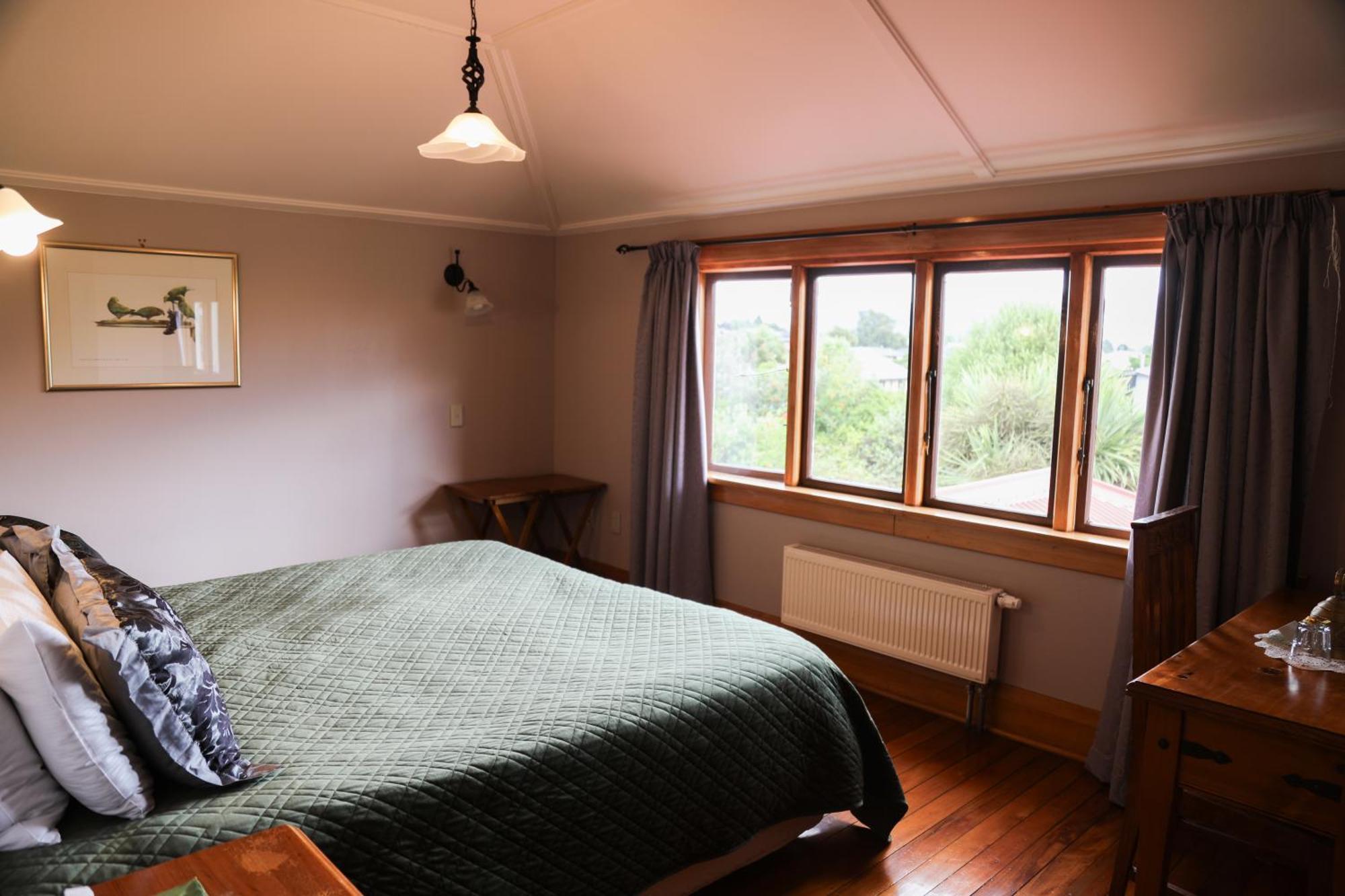 Te Anau Lodge Екстериор снимка