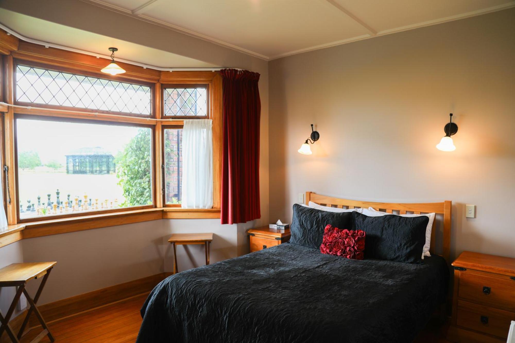 Te Anau Lodge Екстериор снимка