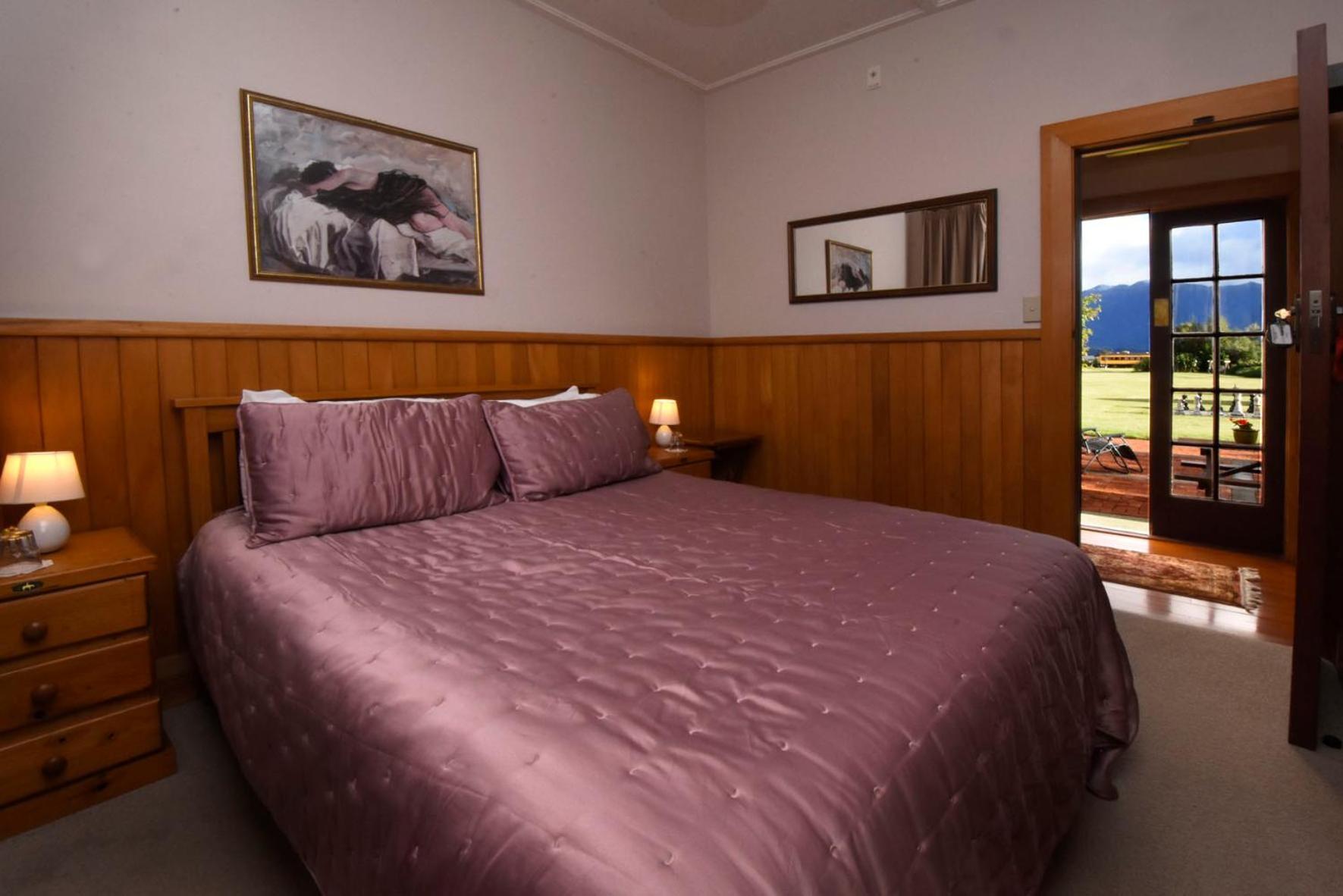 Te Anau Lodge Екстериор снимка