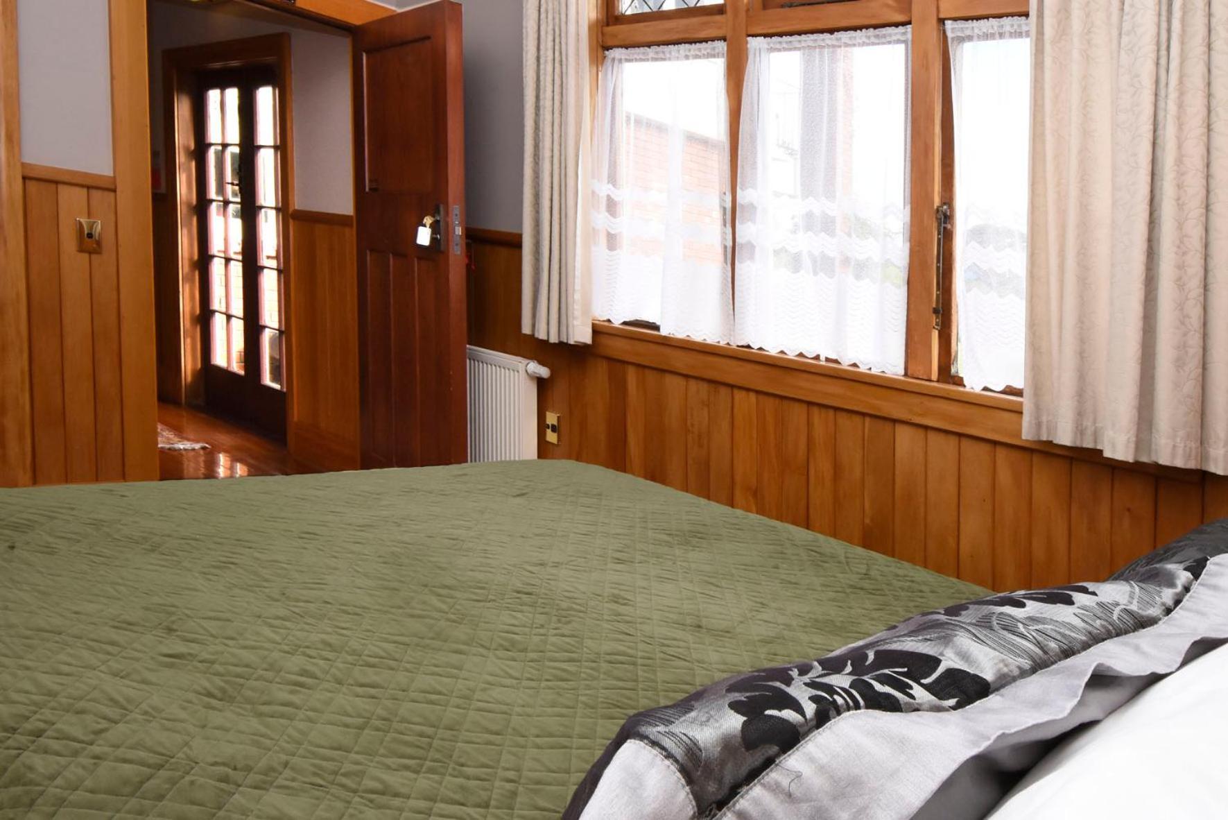 Te Anau Lodge Екстериор снимка